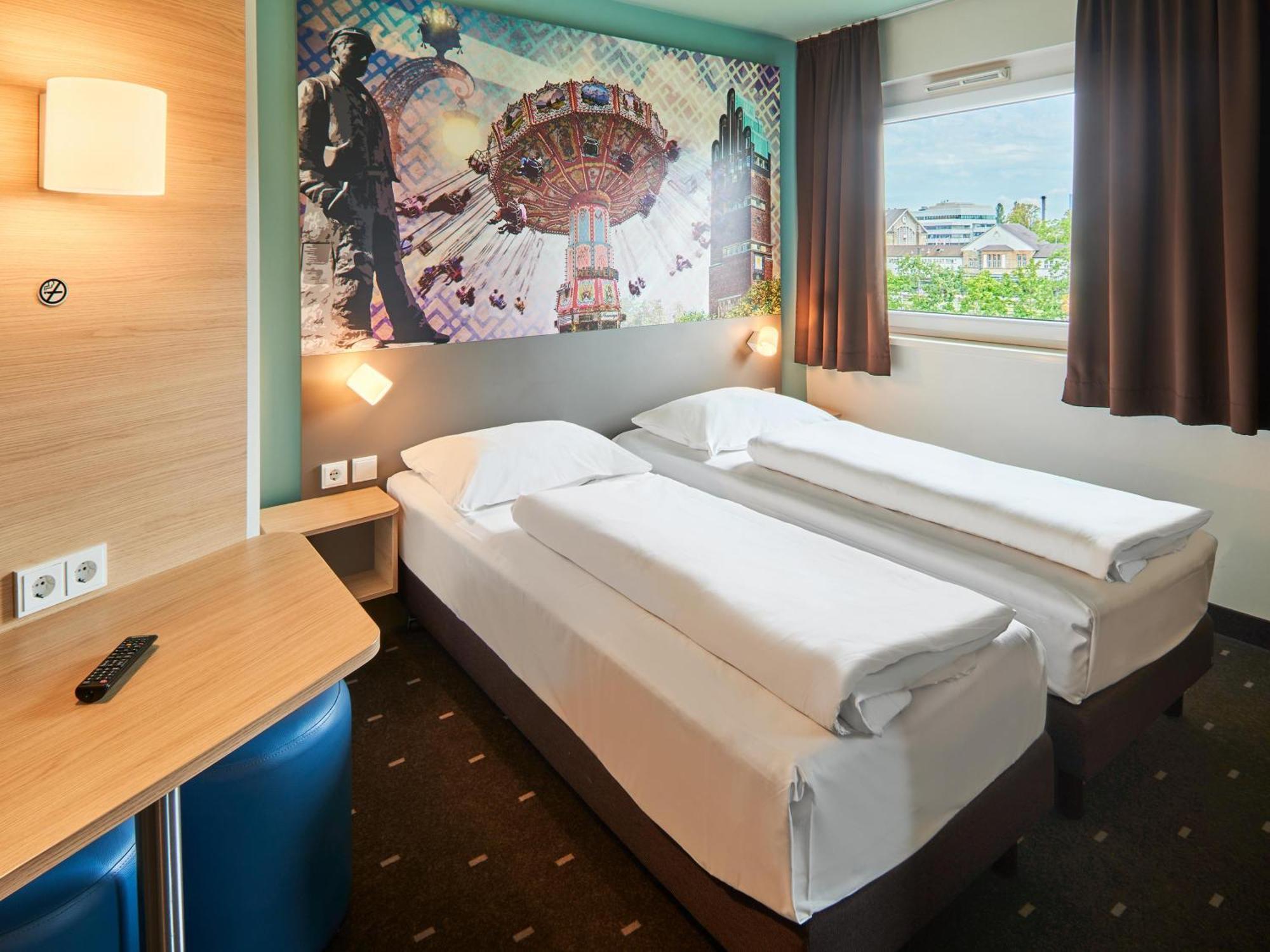 B&B Hotel Darmstadt Esterno foto