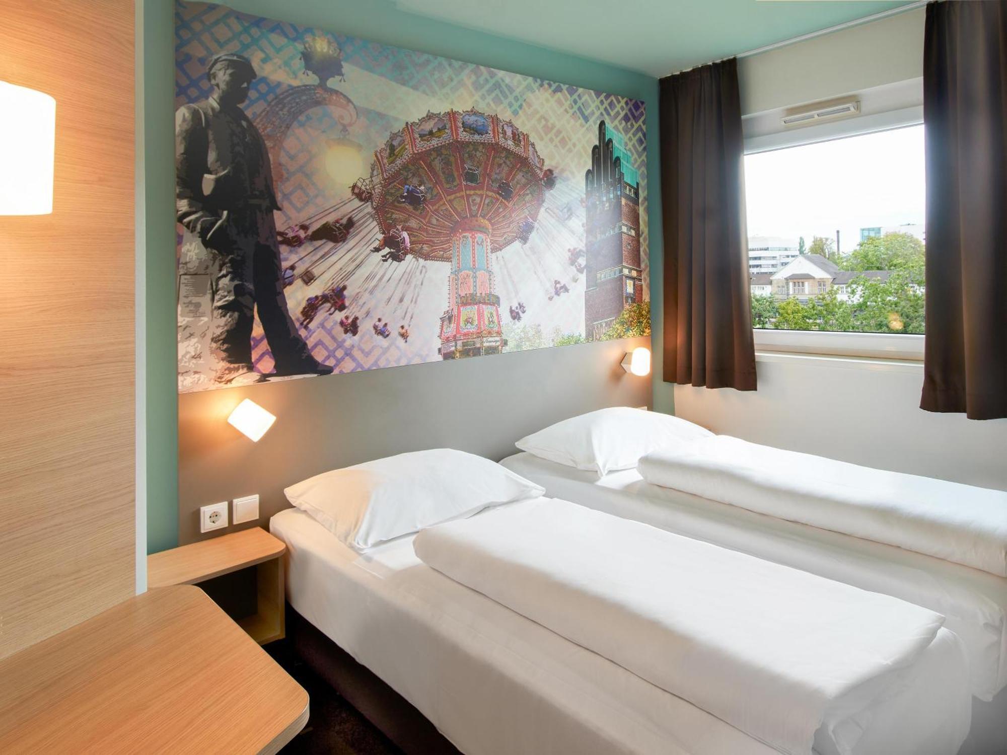 B&B Hotel Darmstadt Esterno foto