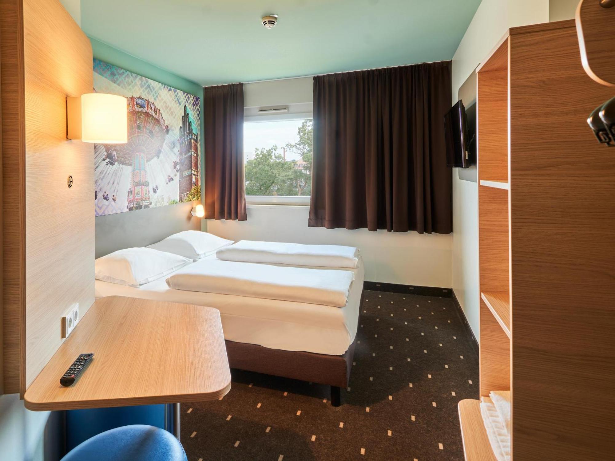 B&B Hotel Darmstadt Esterno foto